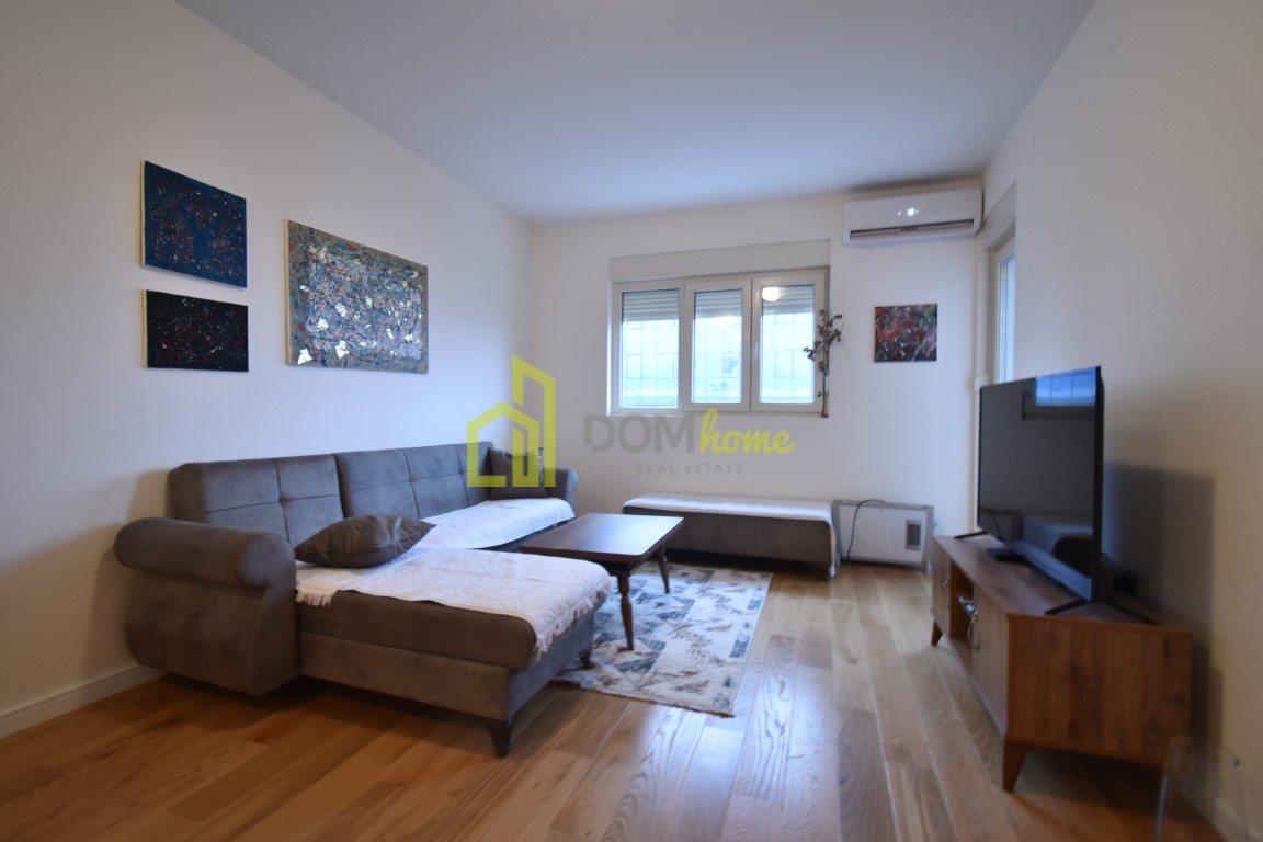 Jednosoban stan 53m2, City kvart